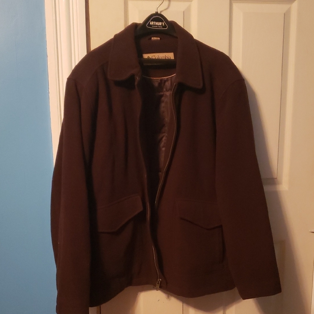 Columbia Men's Dark Brown Lightweight Jacket